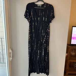 Evereve tie die high low dress with size XS